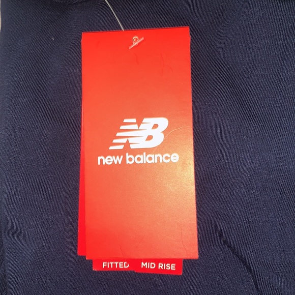 NWT New balance leggings - Picture 4 of 4